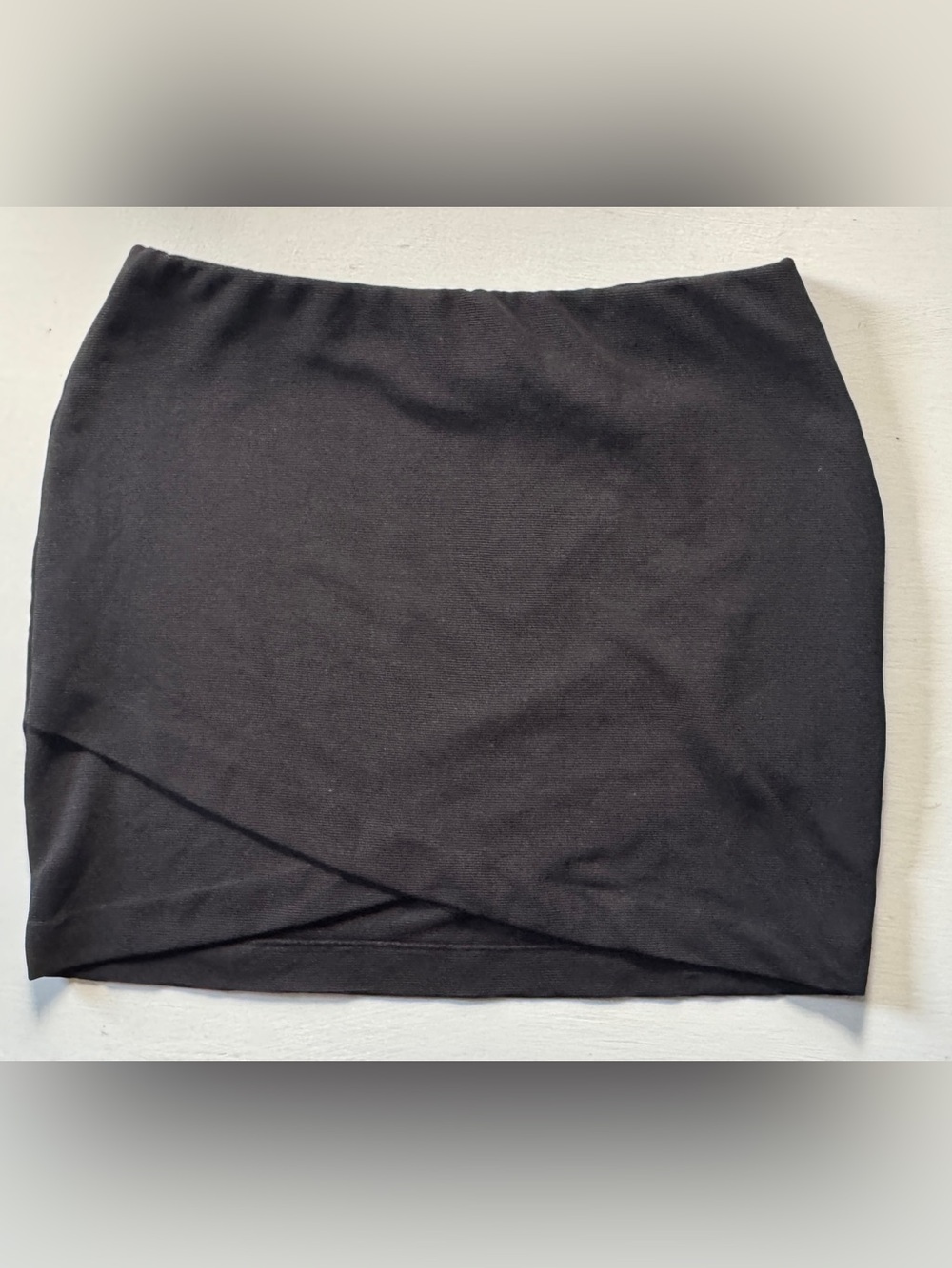 H&M Black Stretchy Wrap Mini Skirt Size Large